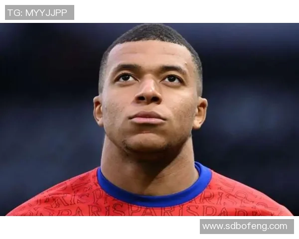 法国足球明星姆巴佩年纪多大是否影响他的未来成就分析